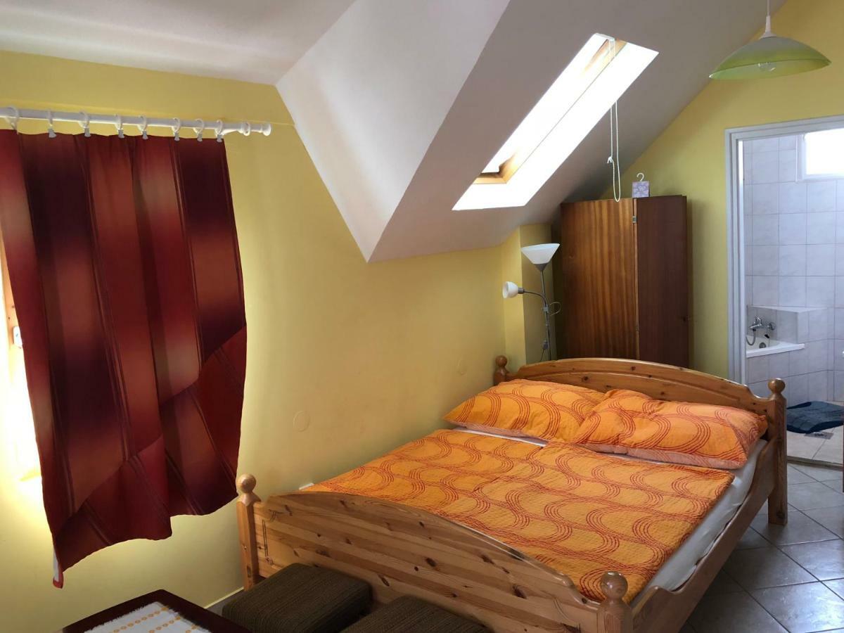 Liget apartman Balatonföldvár Exteriör bild