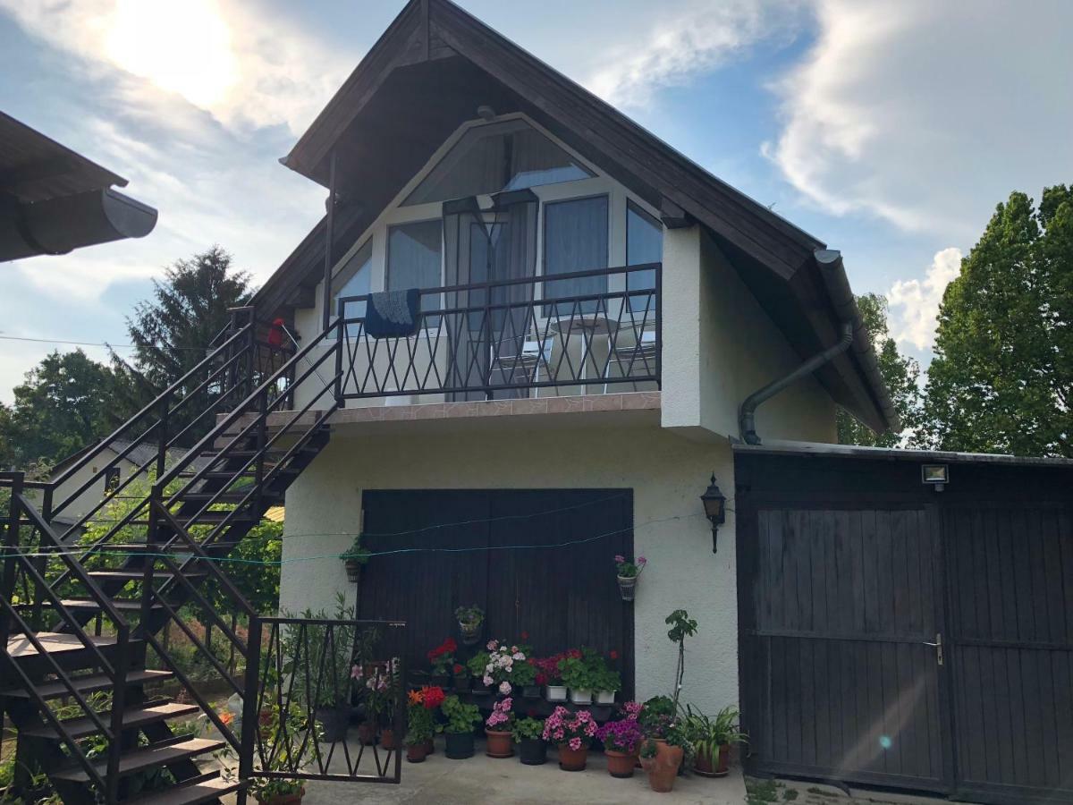 Liget apartman Balatonföldvár Exteriör bild